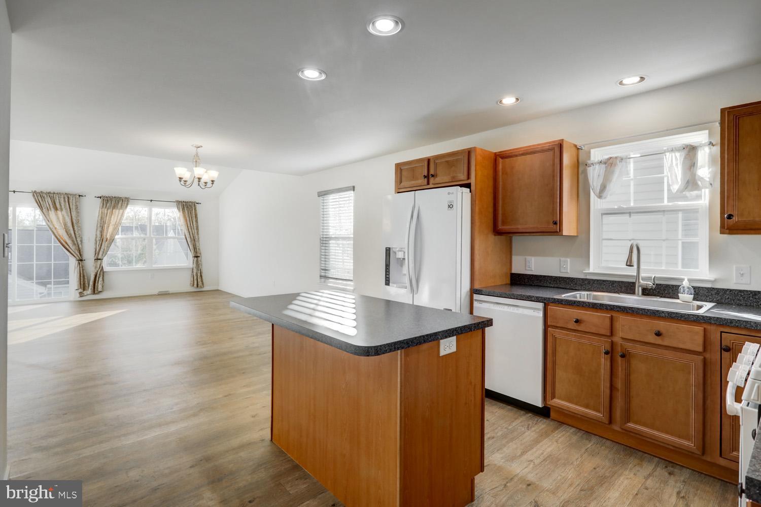 SOUTHERN VILLAGE - Residential