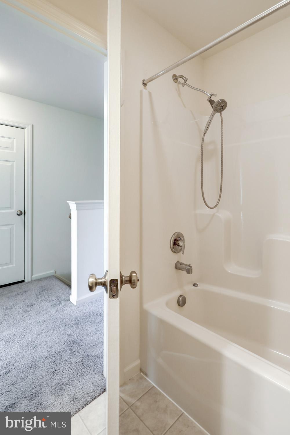 SOUTHERN VILLAGE - Residential