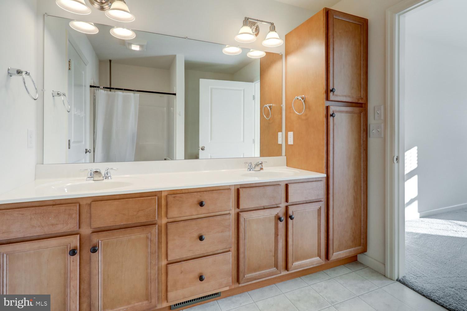 SOUTHERN VILLAGE - Residential