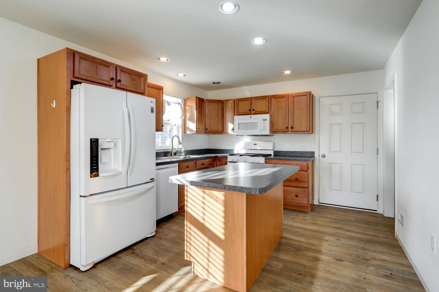 SOUTHERN VILLAGE - Residential