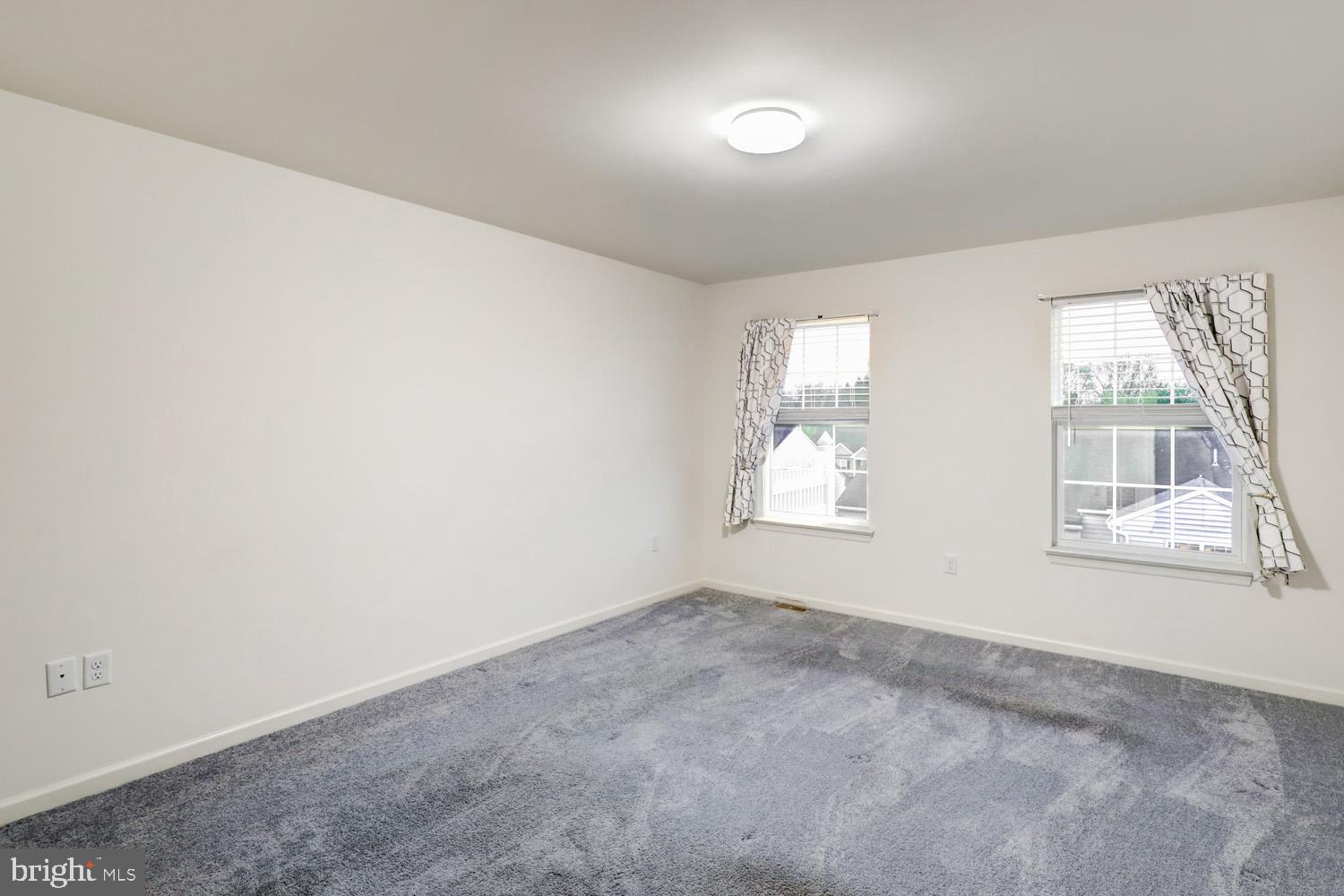 SOUTHERN VILLAGE - Residential