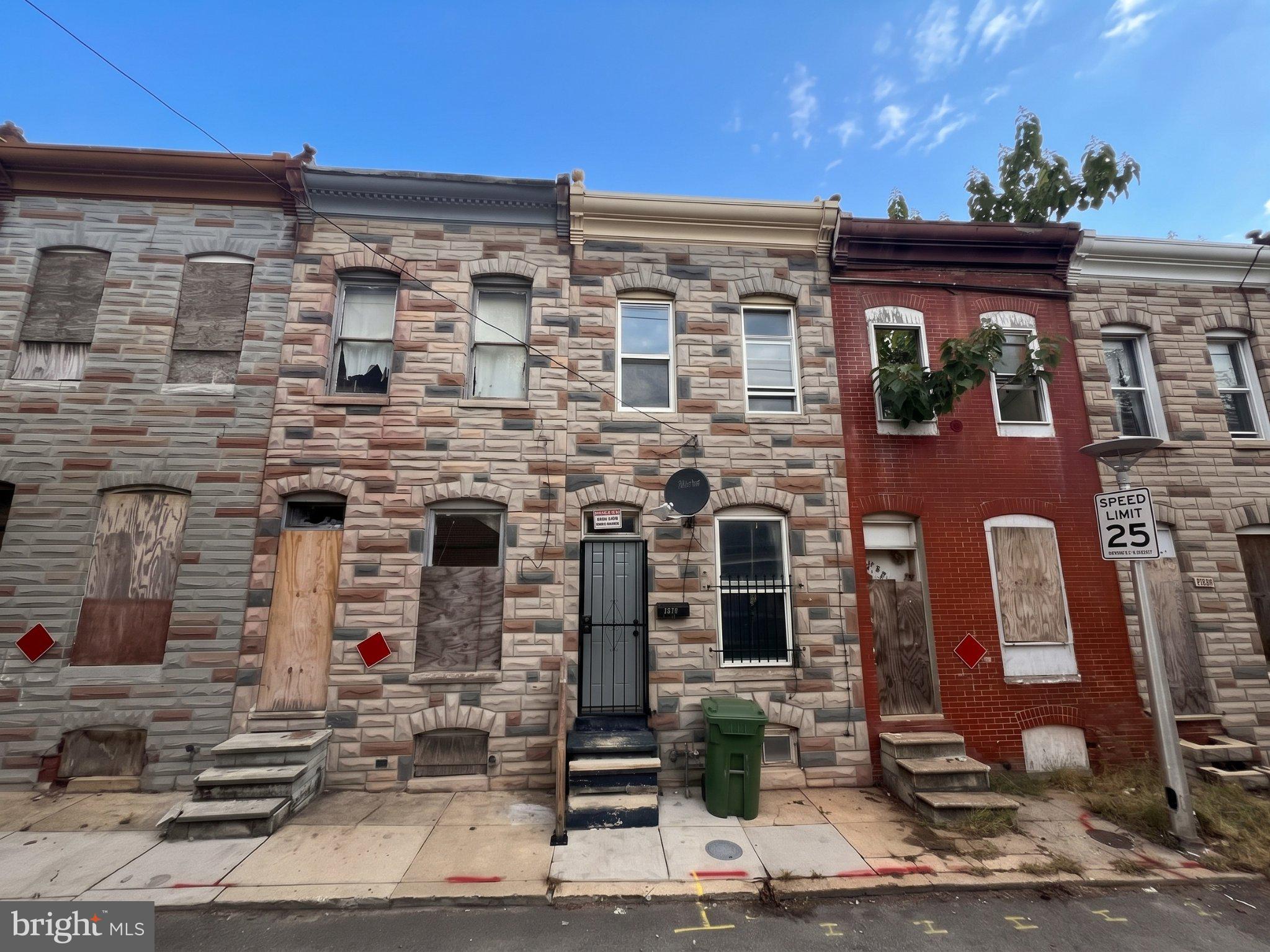 2544 BOYD STREET
