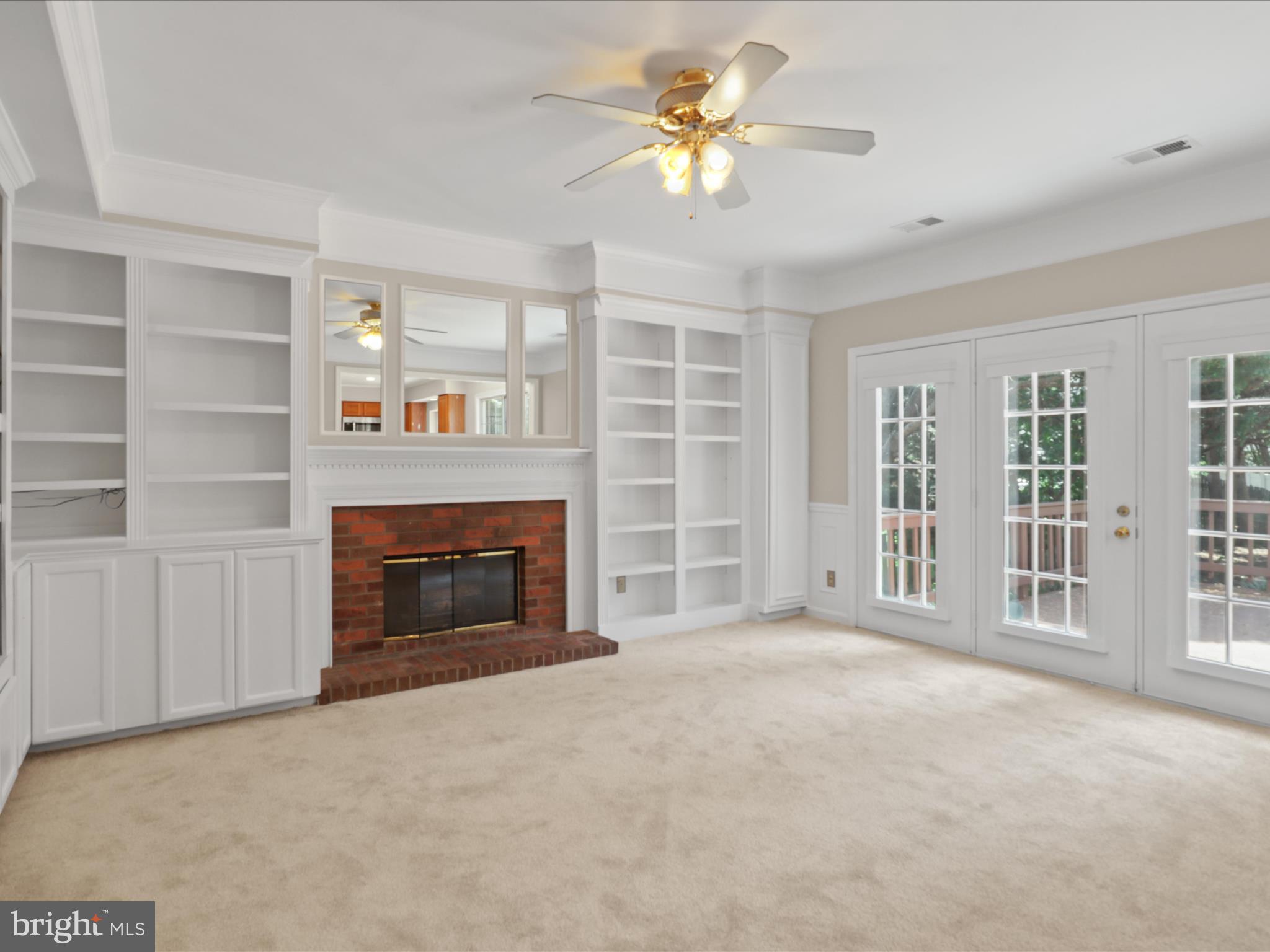 RIVER OAKS - Residential