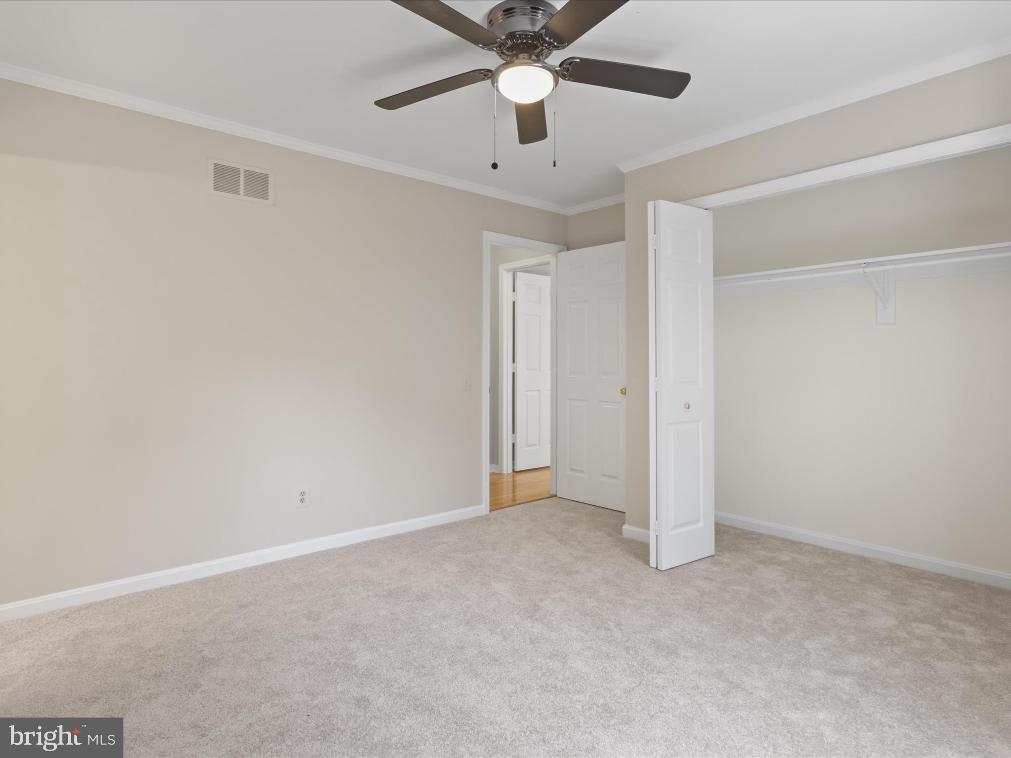 RIVER OAKS - Residential