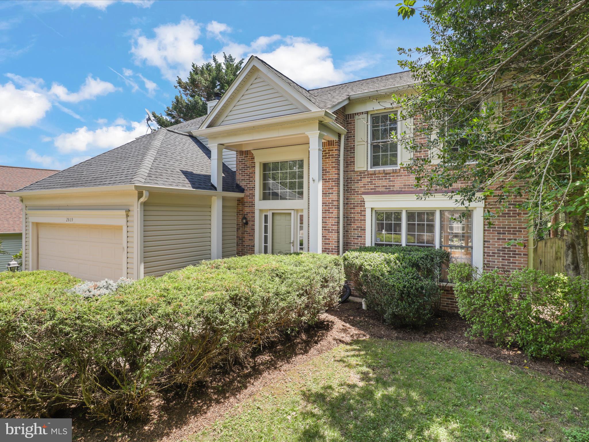 RIVER OAKS - Residential