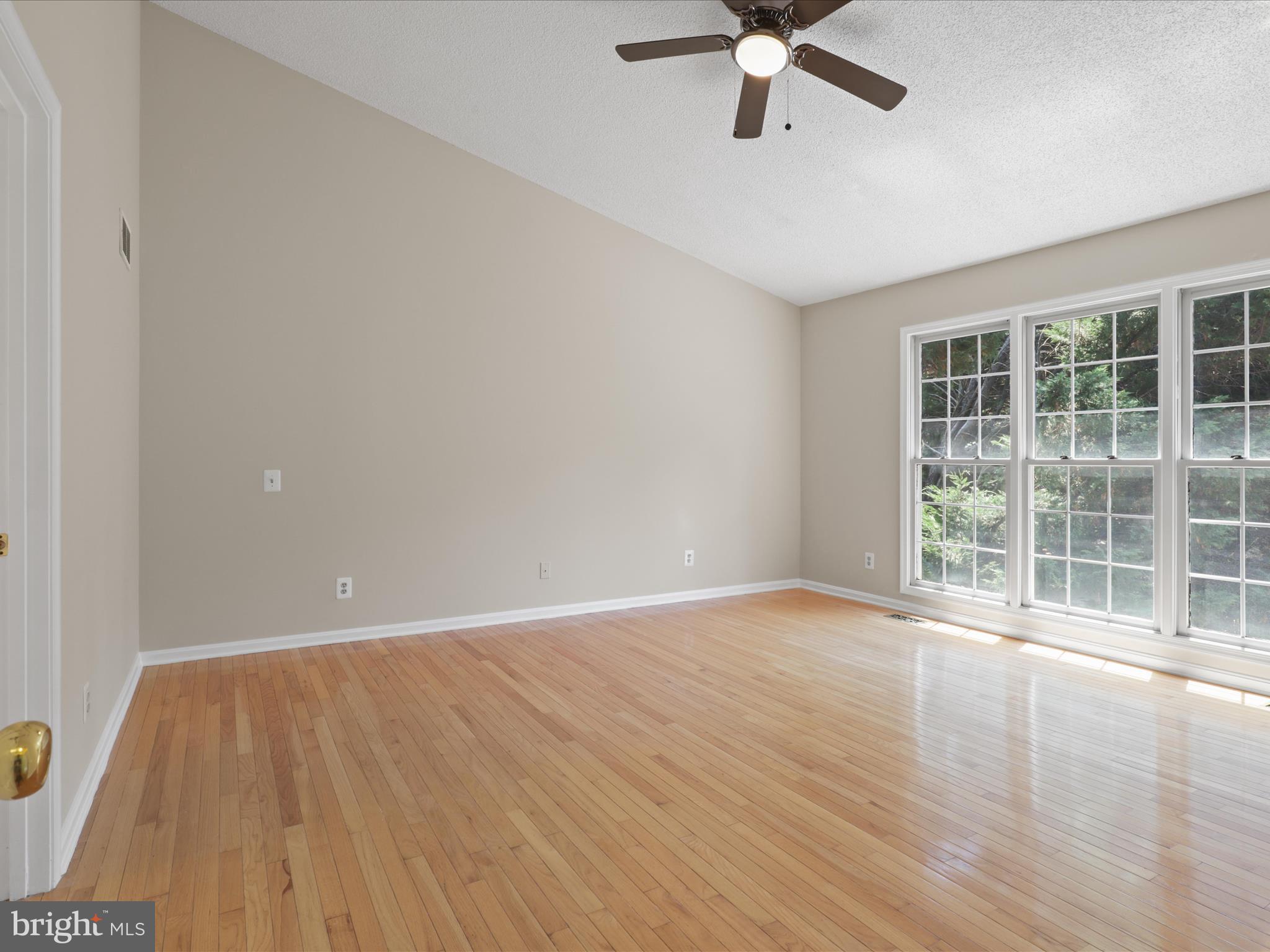 RIVER OAKS - Residential