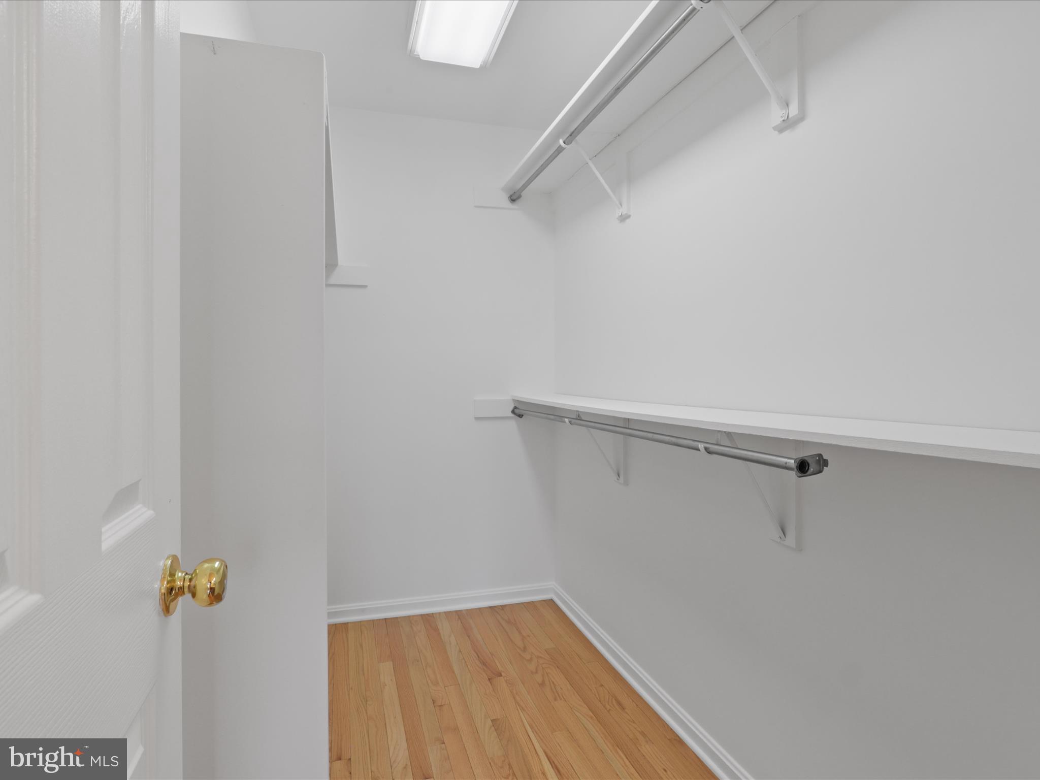 RIVER OAKS - Residential