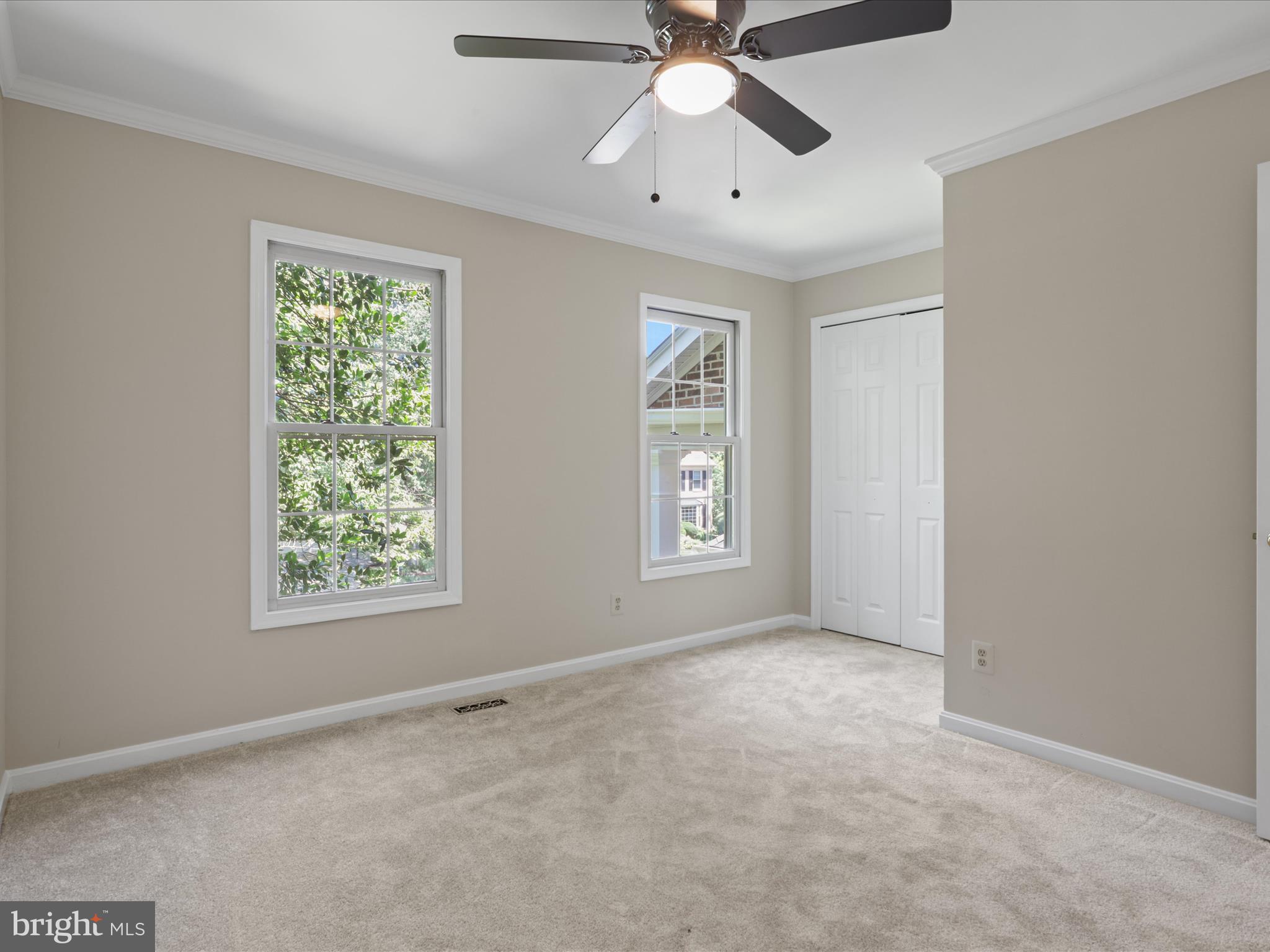 RIVER OAKS - Residential