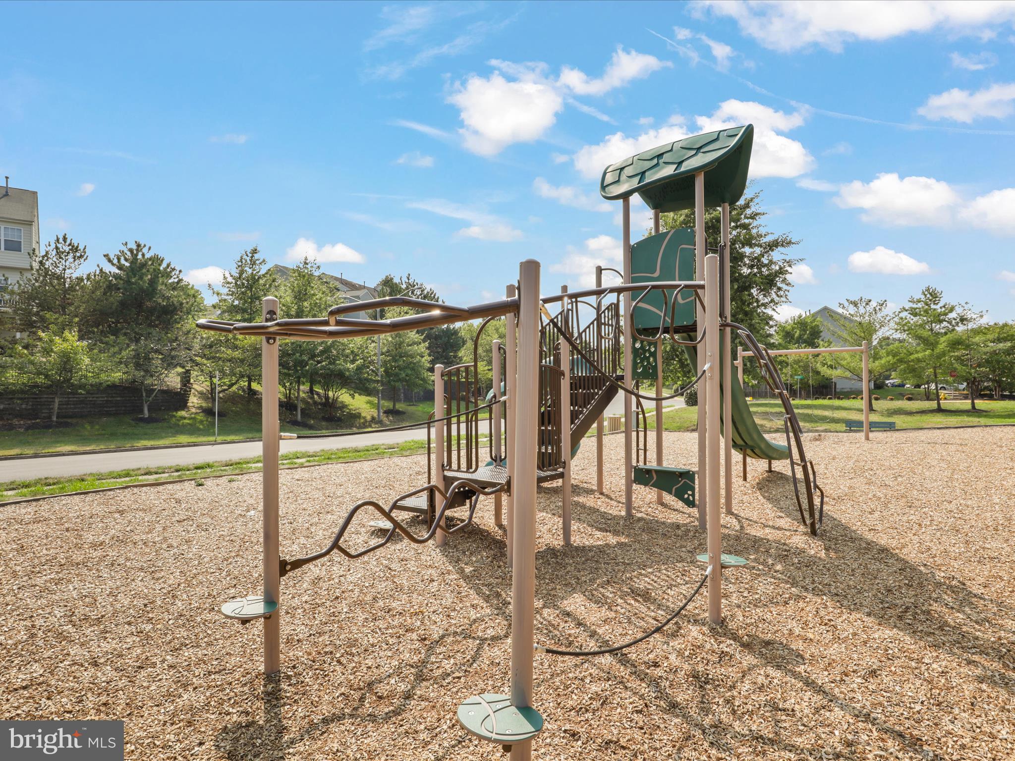 RIVER OAKS - Residential