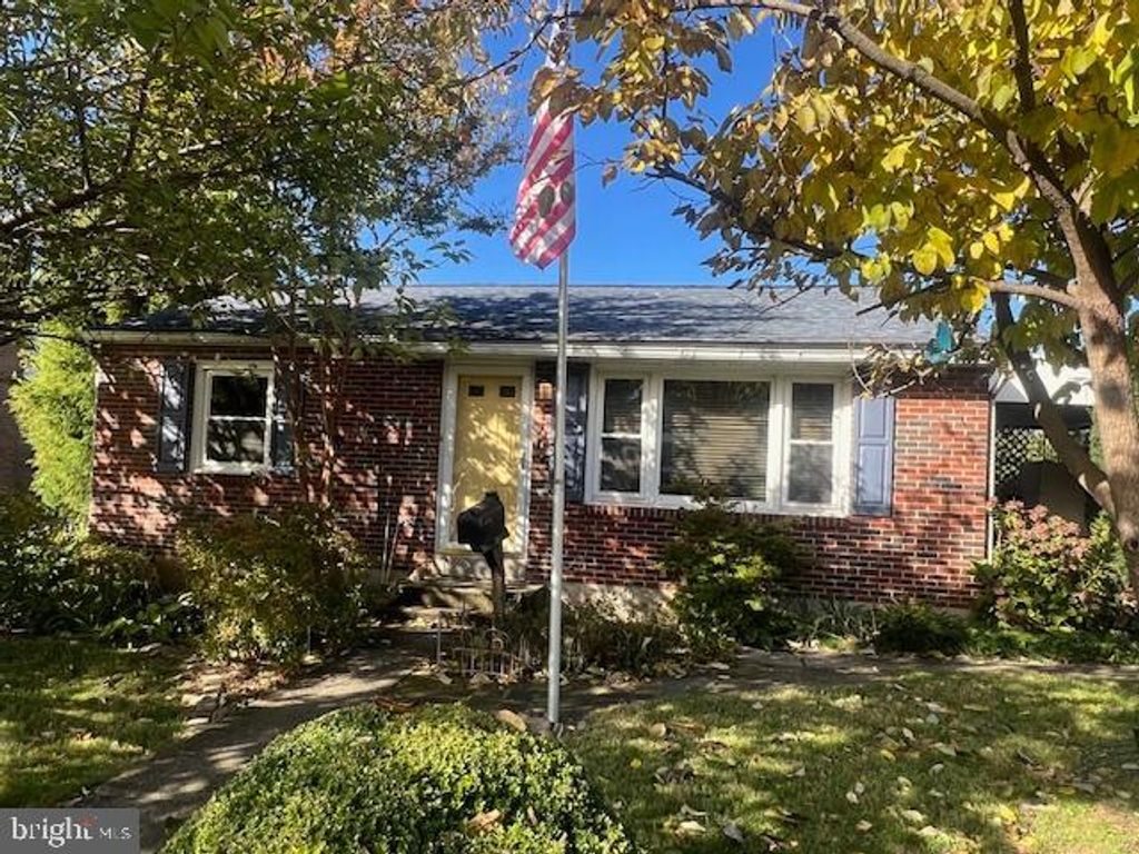 Photo of 1609 Fayette Avenue, READING, PA 19607 (MLS # PABK2064386)