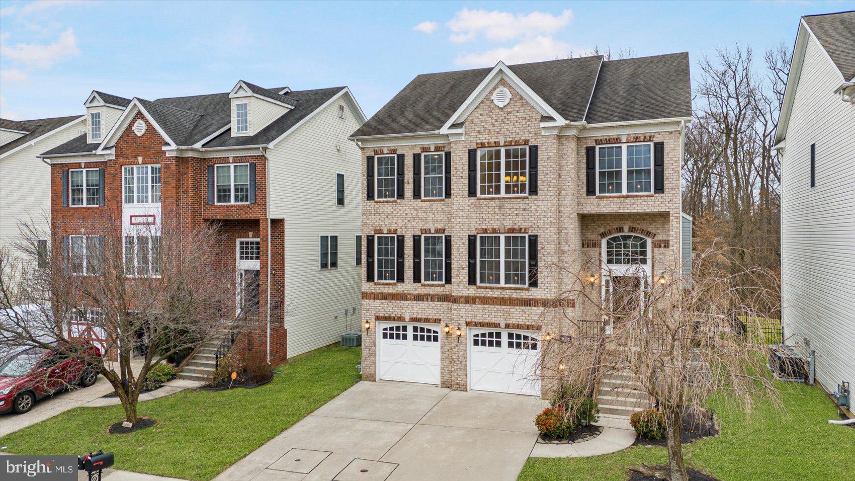 FALLSTON CROSSING - Residential