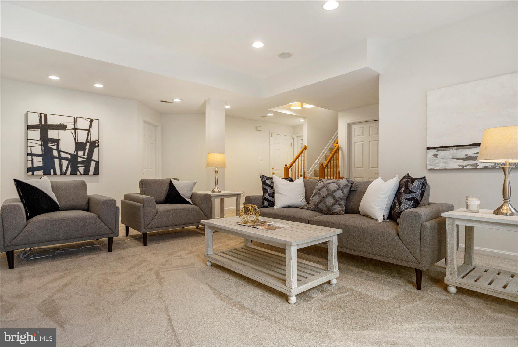 FALLSTON CROSSING - Residential