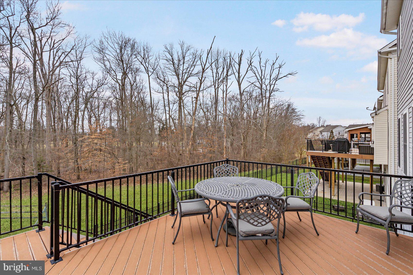 FALLSTON CROSSING - Residential