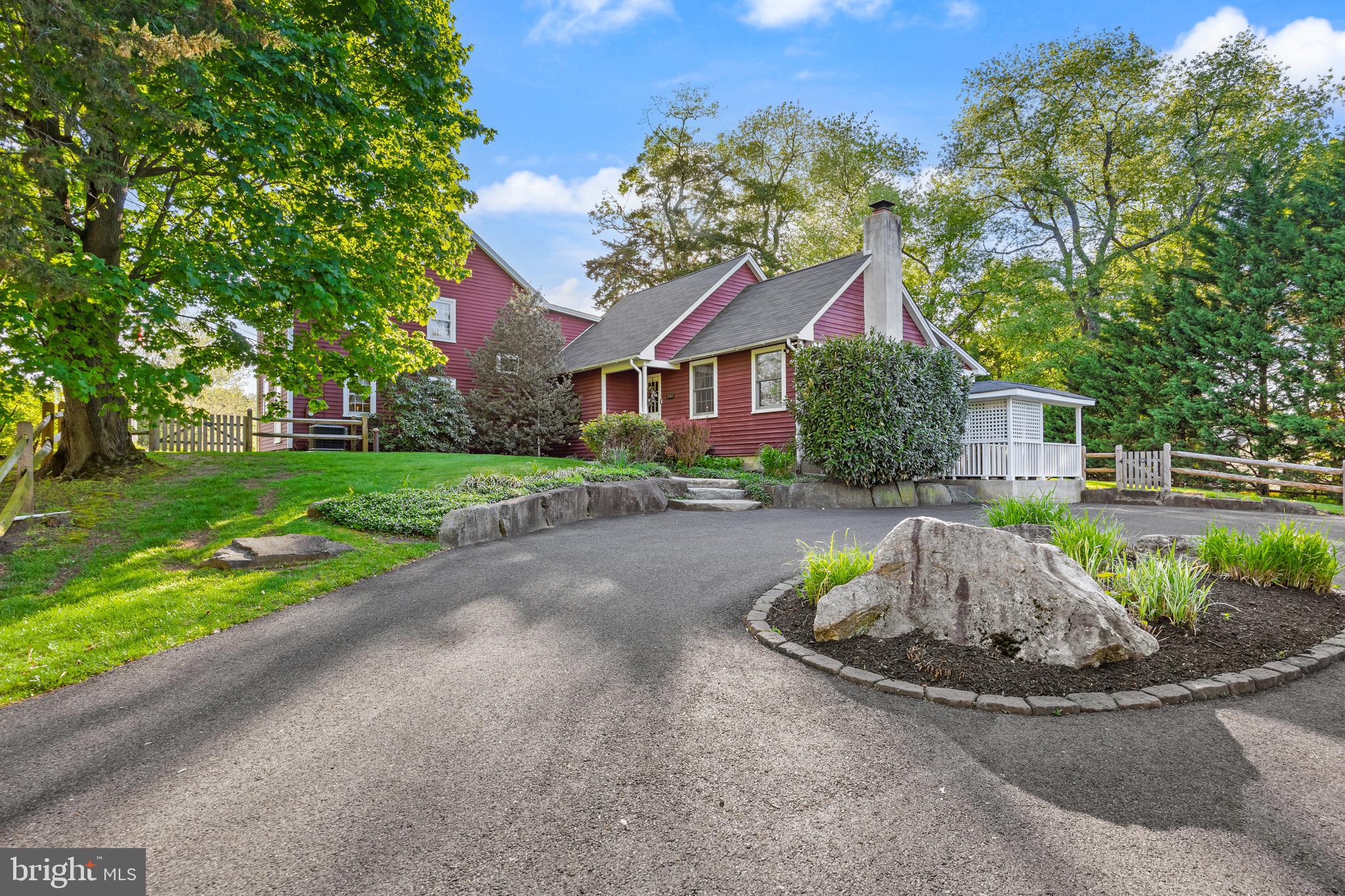 1583 HAINESPORT MOUNT LAUREL ROAD