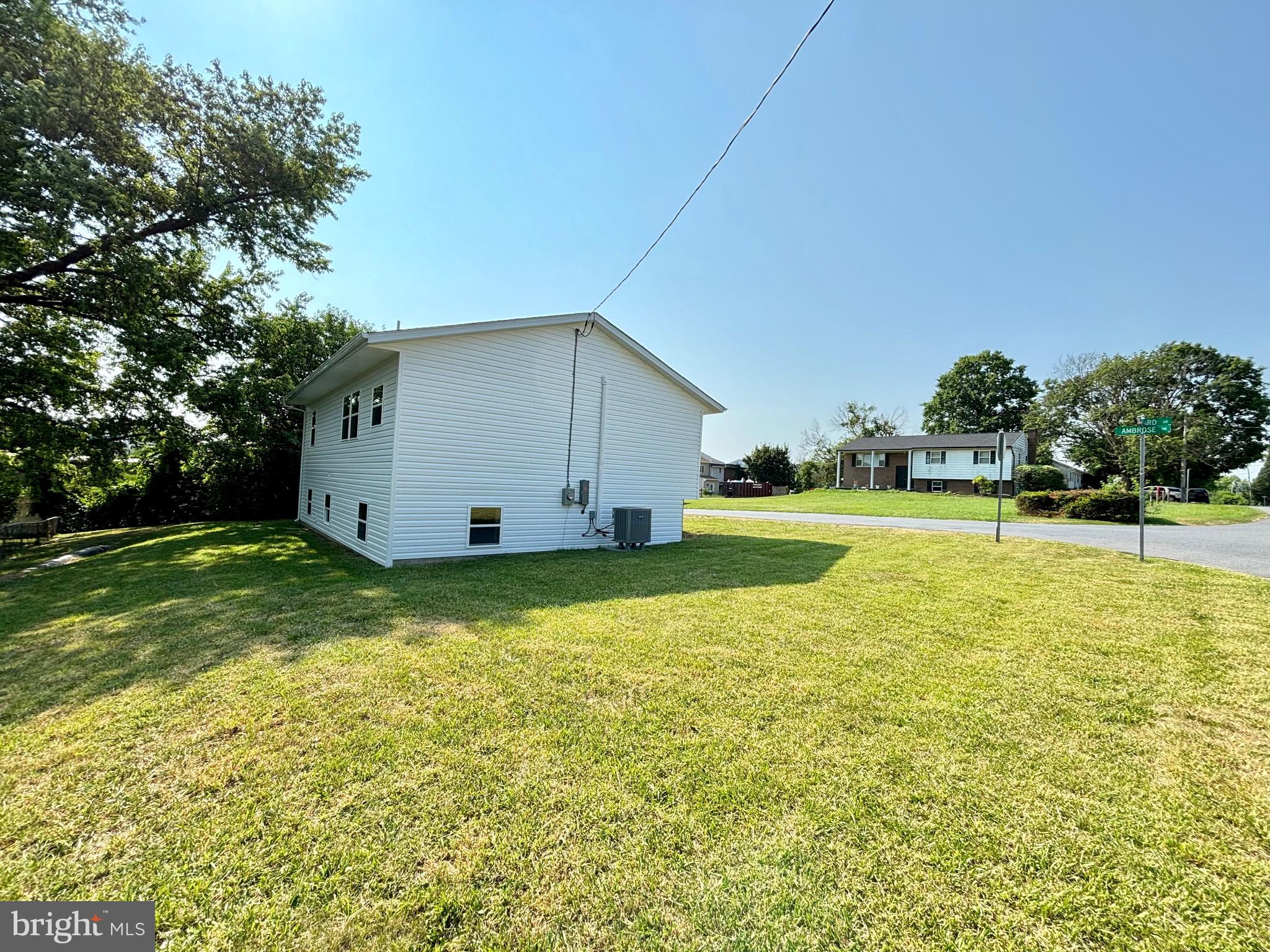 ORCHARD HILLS - Residential