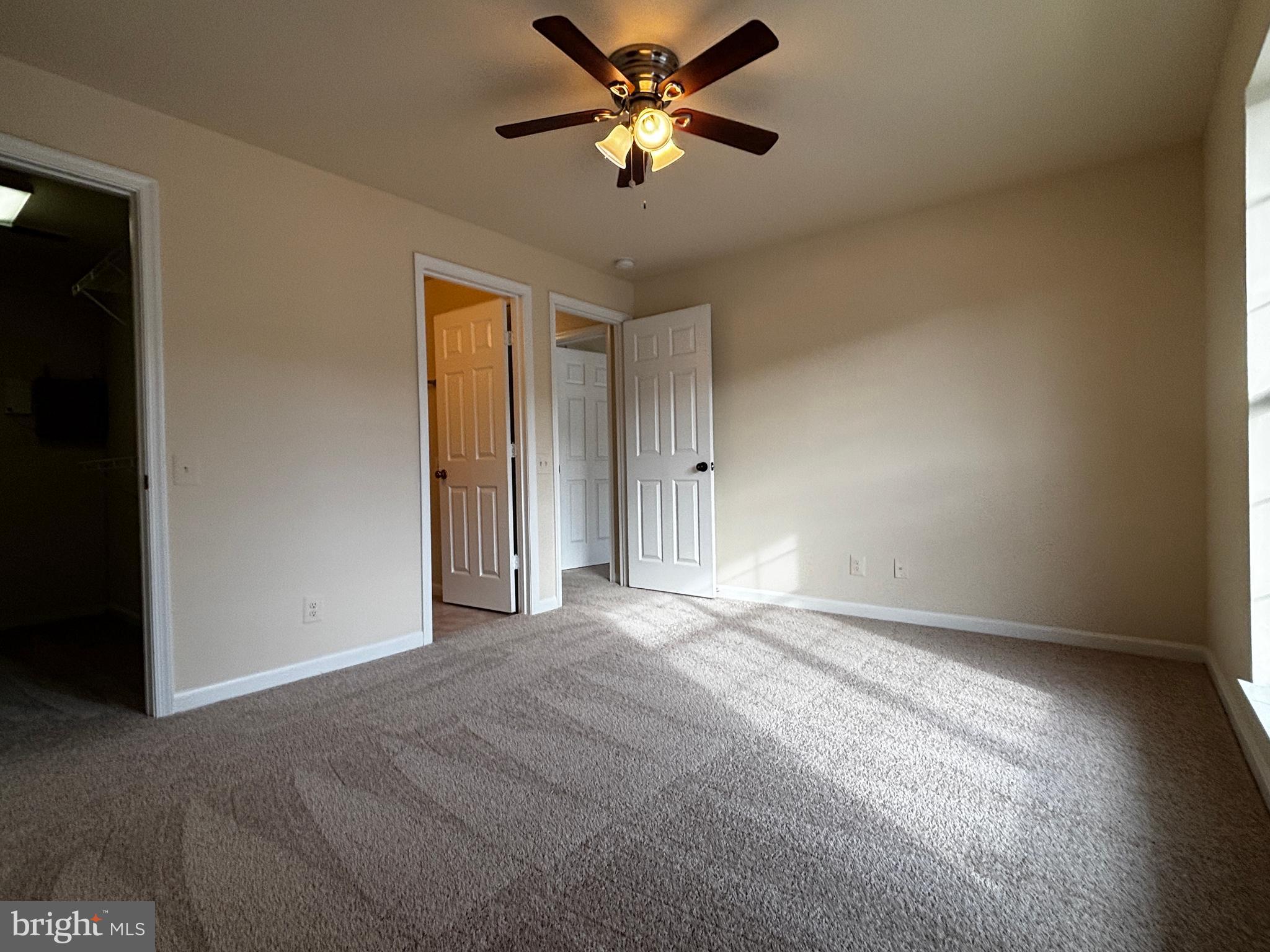 GUNSTON CORNER - Residential