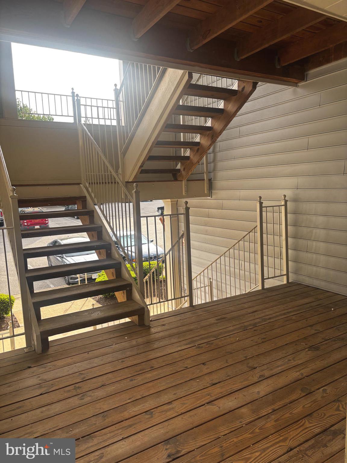 GUNSTON CORNER - Residential