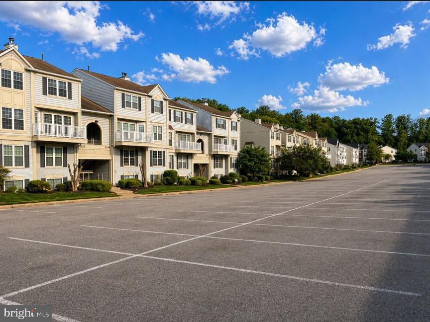 GUNSTON CORNER - Residential