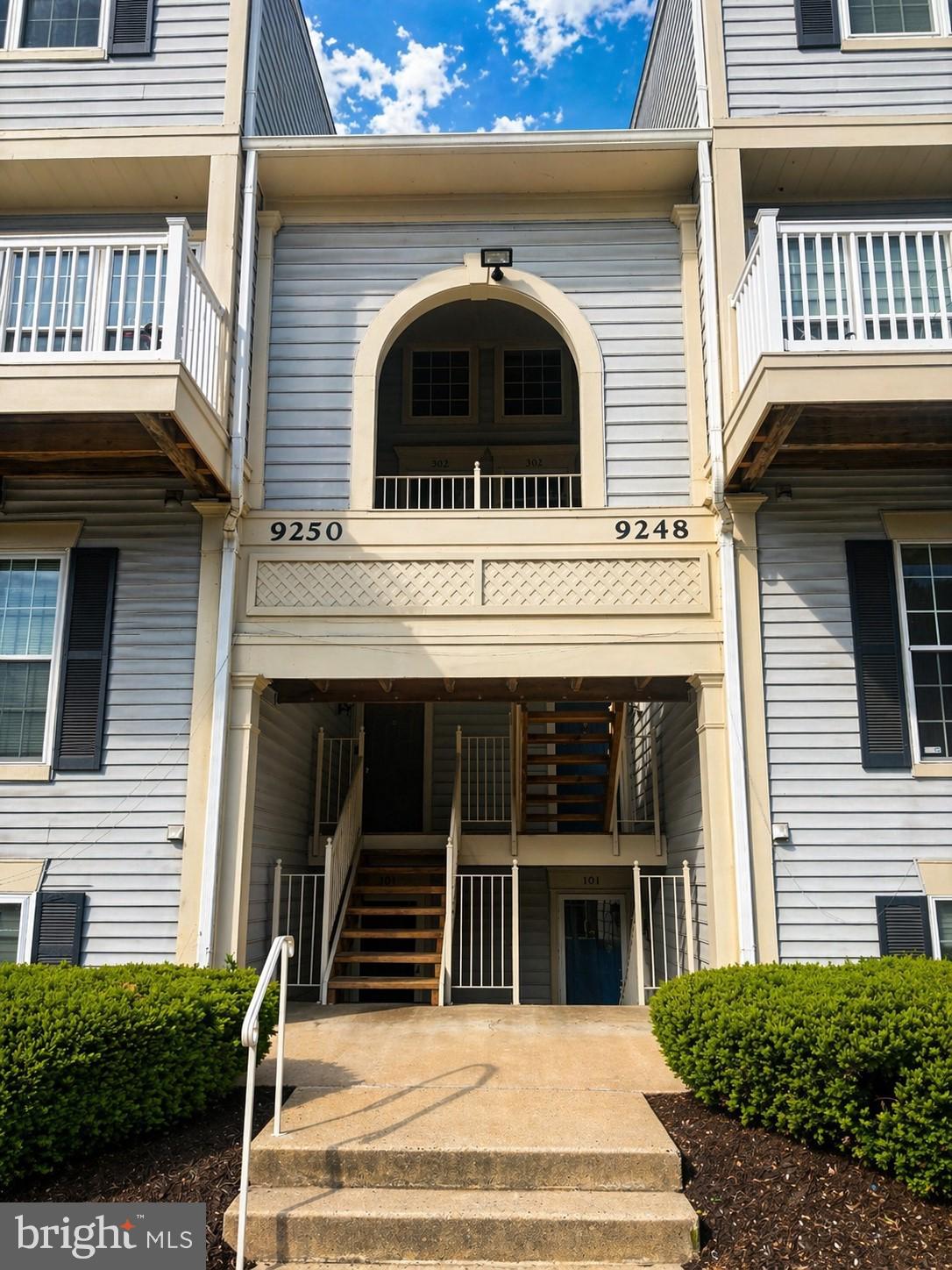 GUNSTON CORNER - Residential