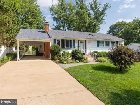 MLS: VAFX2240346