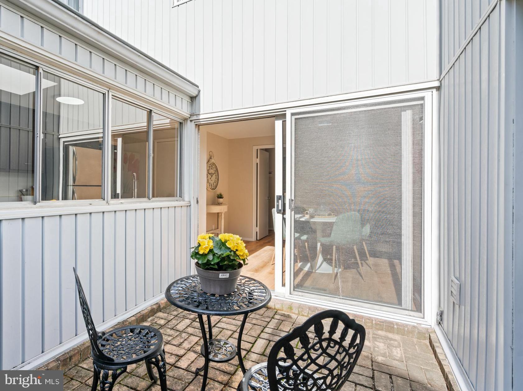 COURTS OF WHETSTONE - Residential