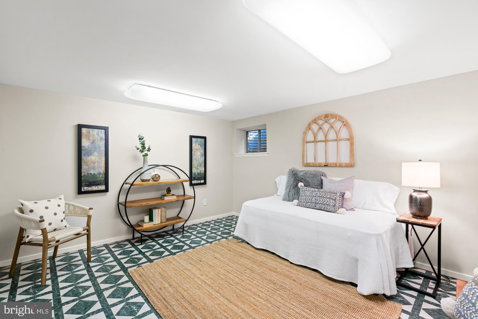 COURTS OF WHETSTONE - Residential