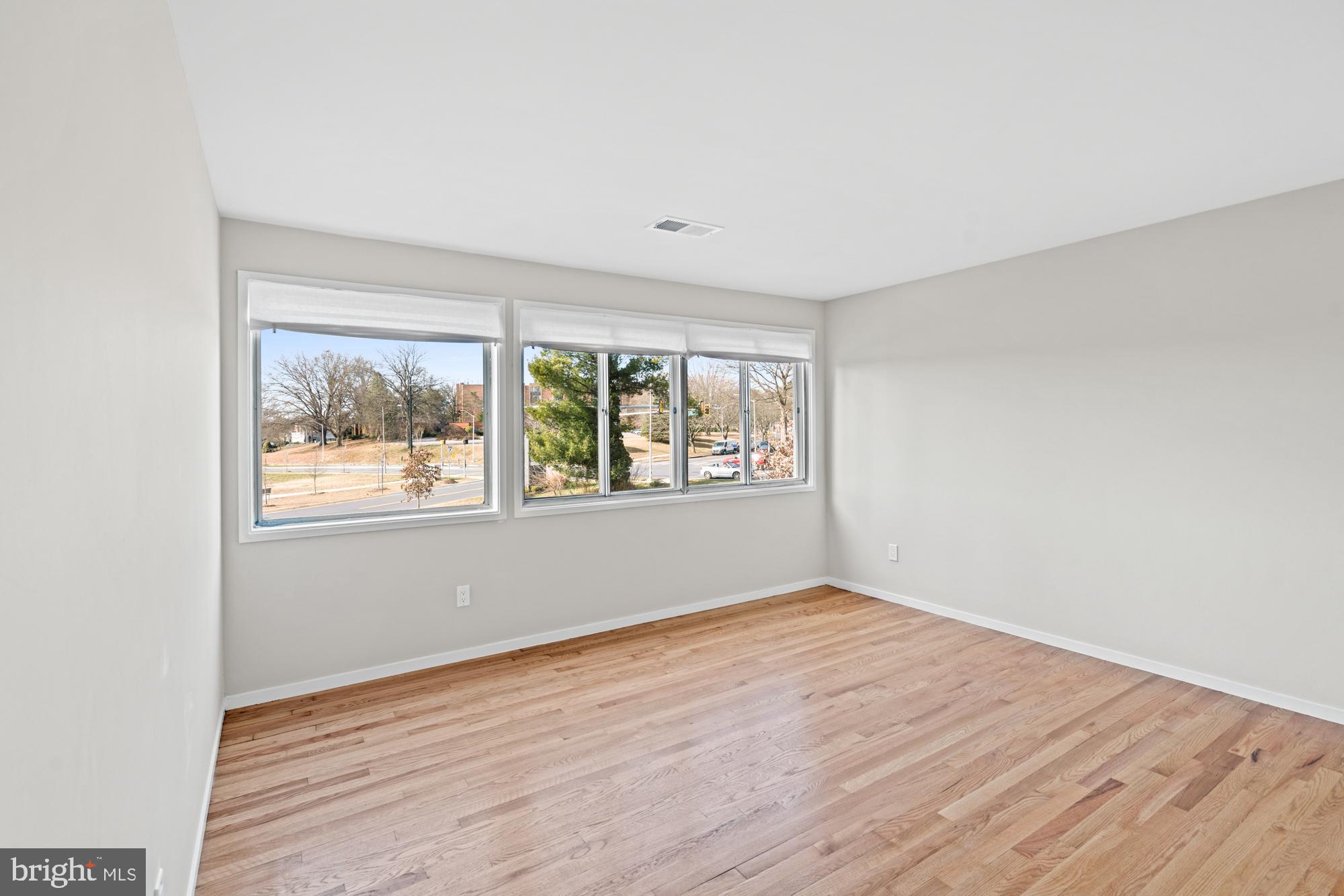 COURTS OF WHETSTONE - Residential