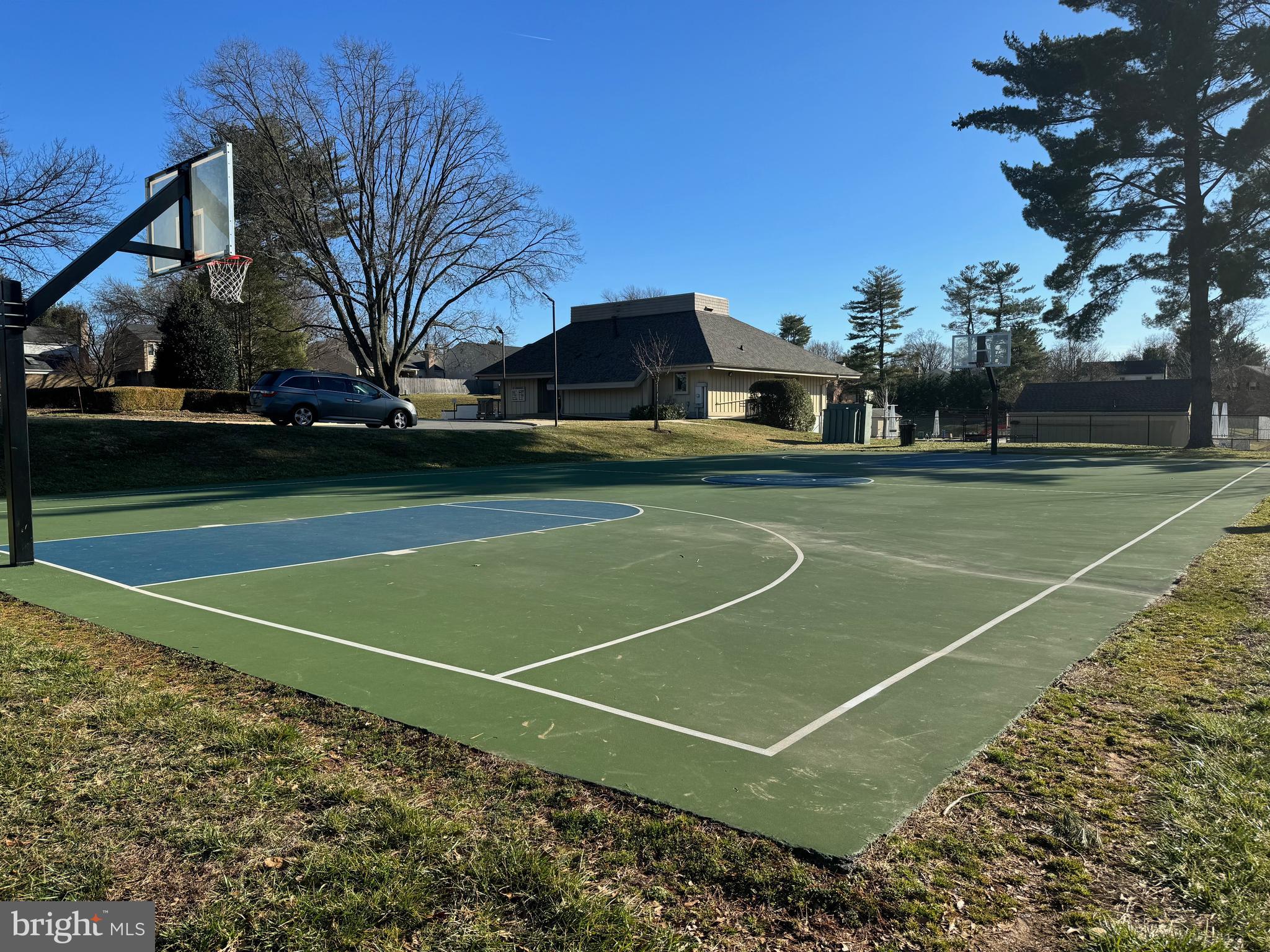 COURTS OF WHETSTONE - Residential