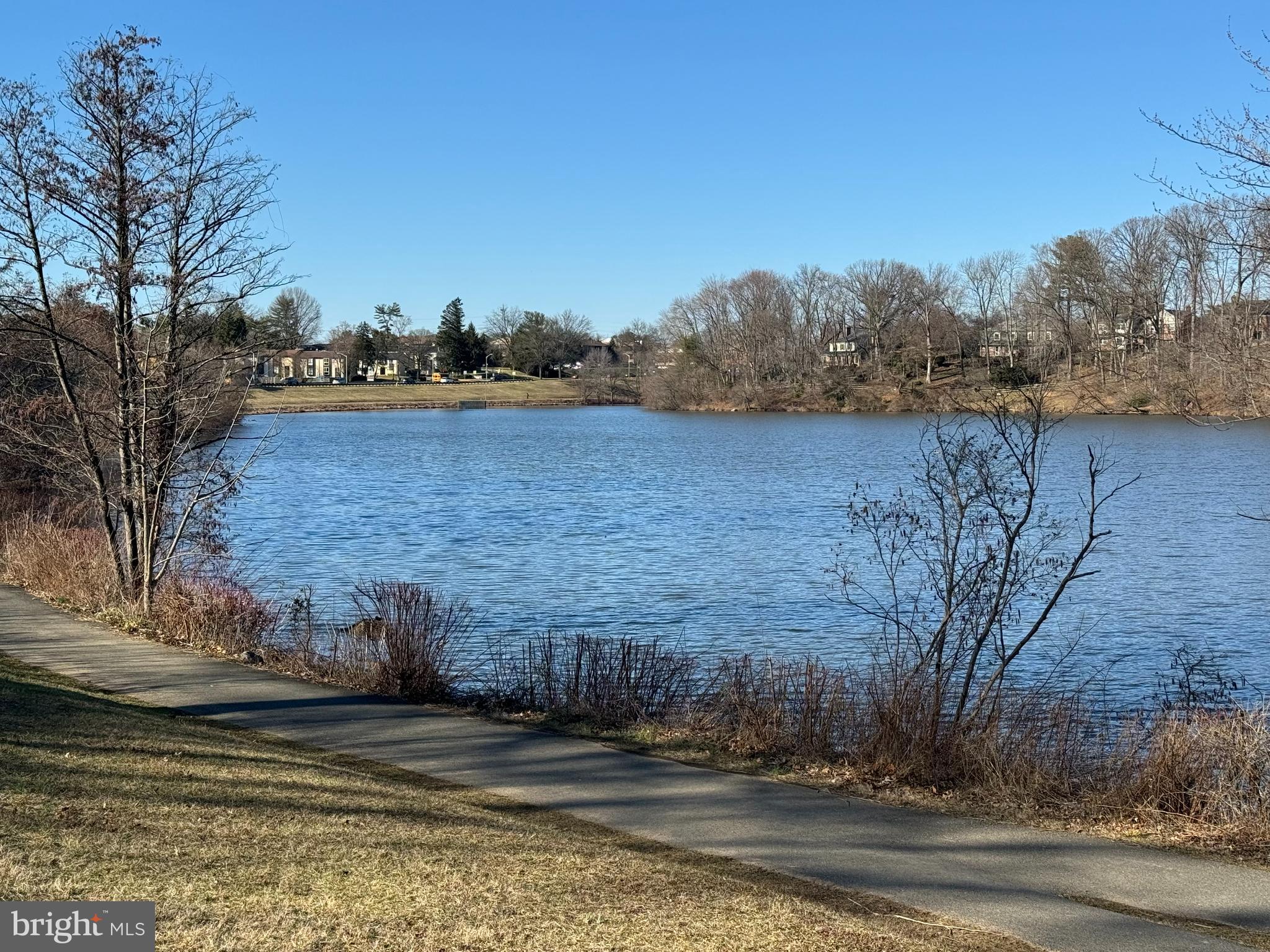 COURTS OF WHETSTONE - Residential