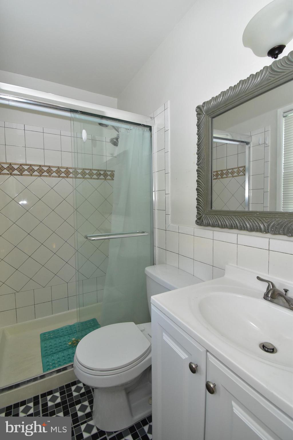 FOXHALL - Residential Lease