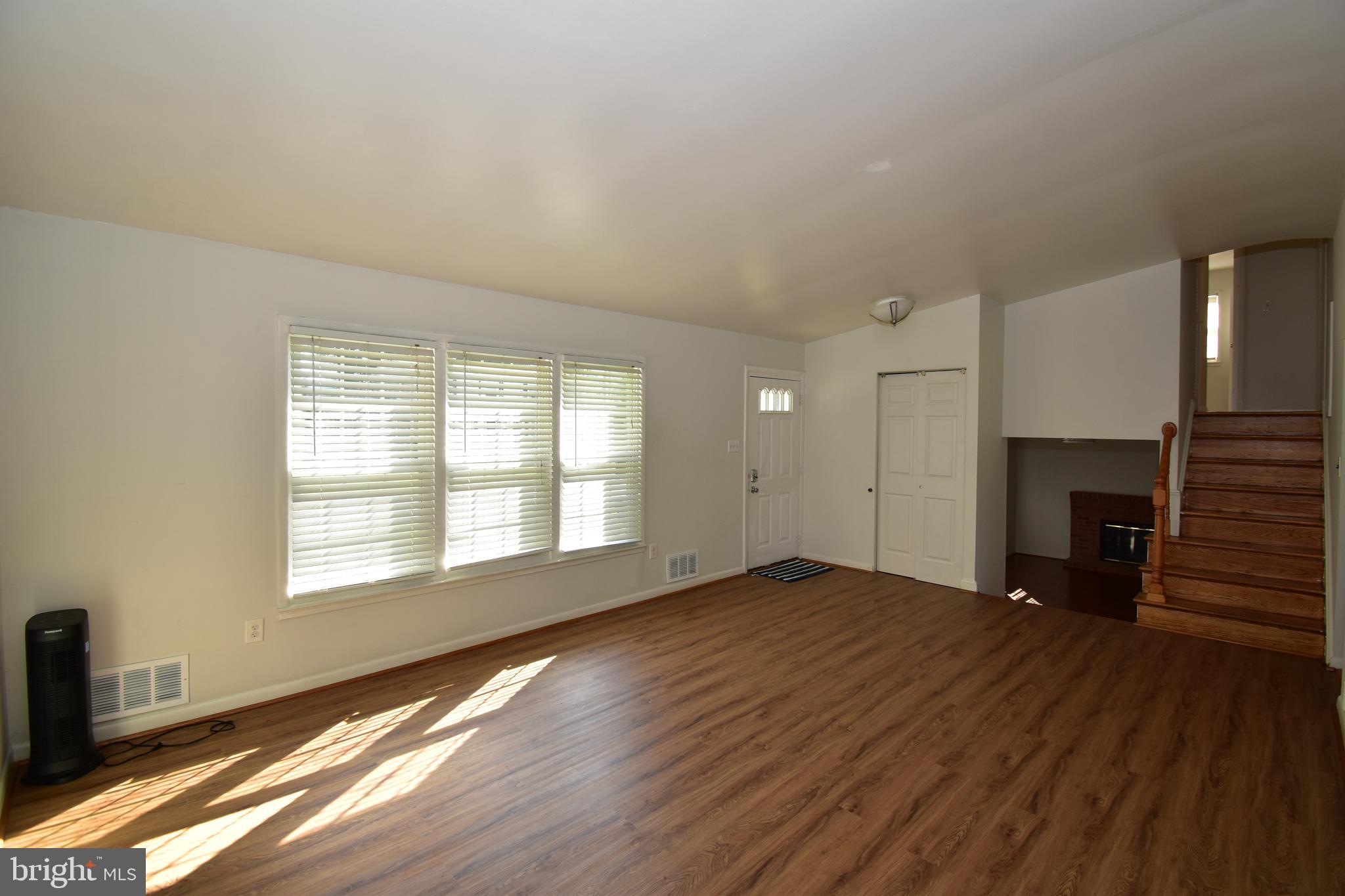 FOXHALL - Residential Lease