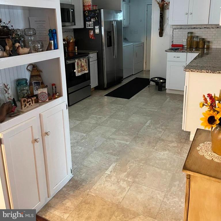 WALNUT GROVE MOBILE HOME PARK - Residential