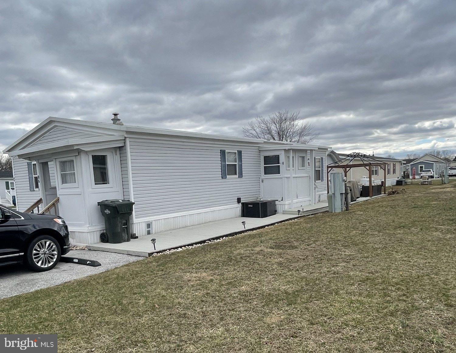 WALNUT GROVE MOBILE HOME PARK - Residential