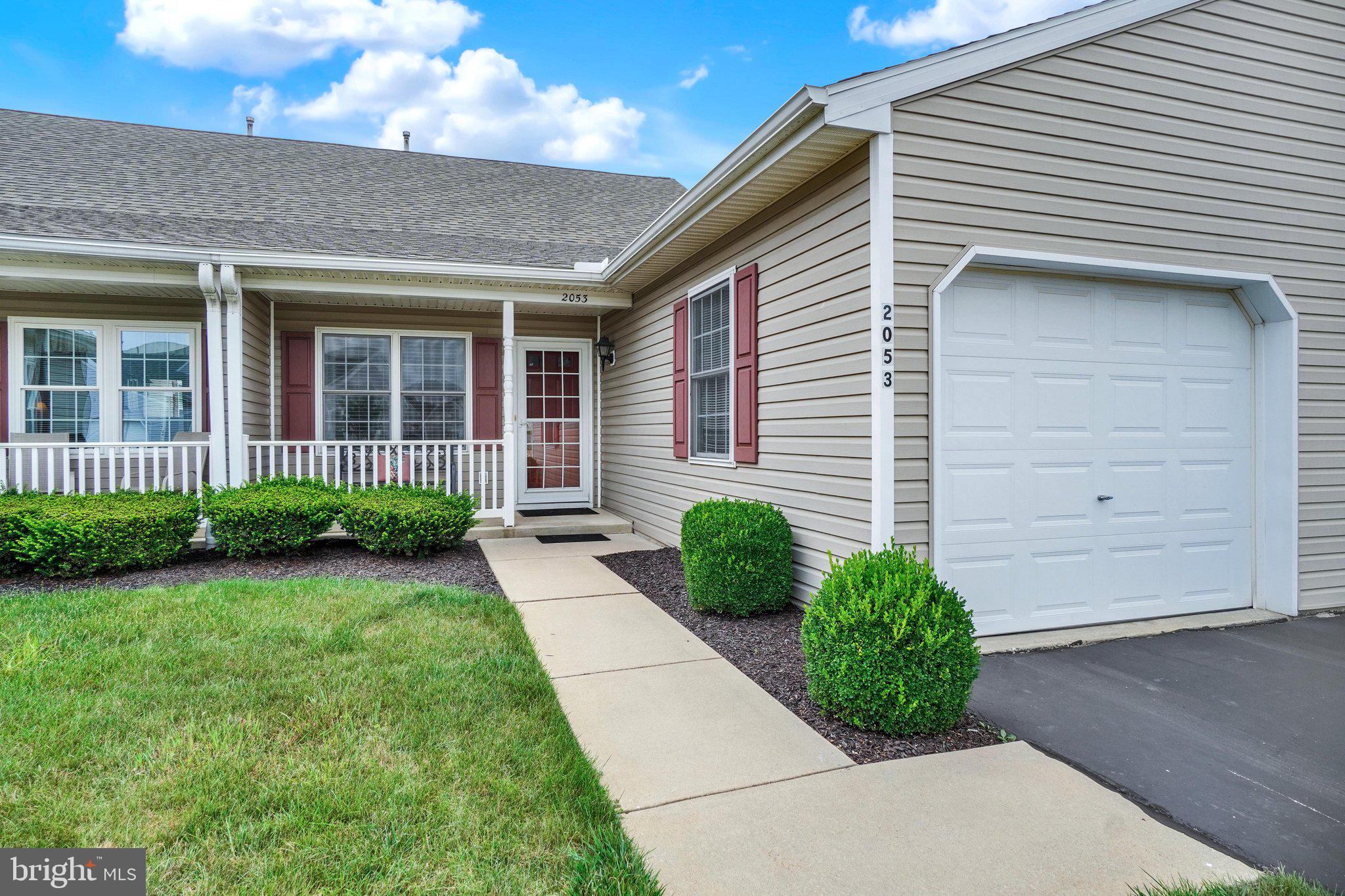 2053 VILLAGE CIRCLE E