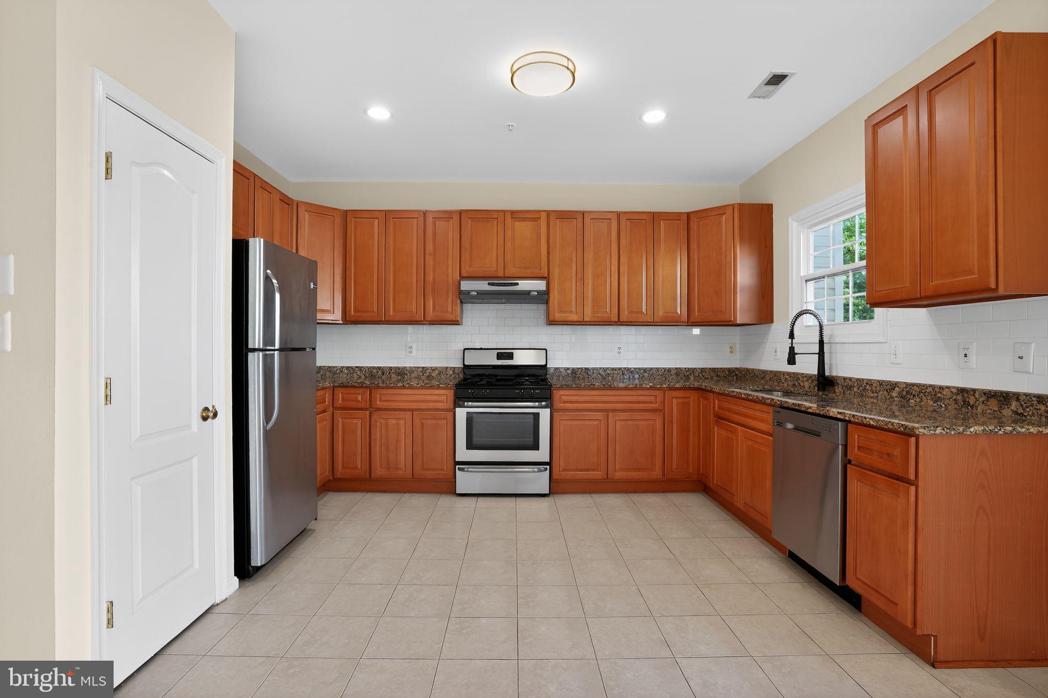QUAIL RUN SOUTH - Residential