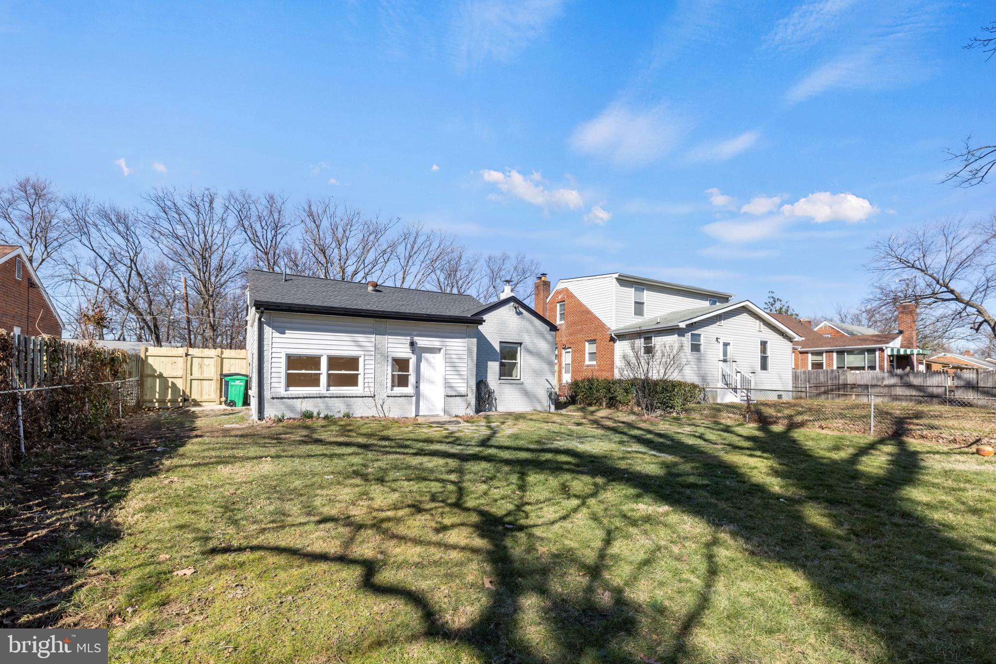 OLE LONGFIELD - Residential