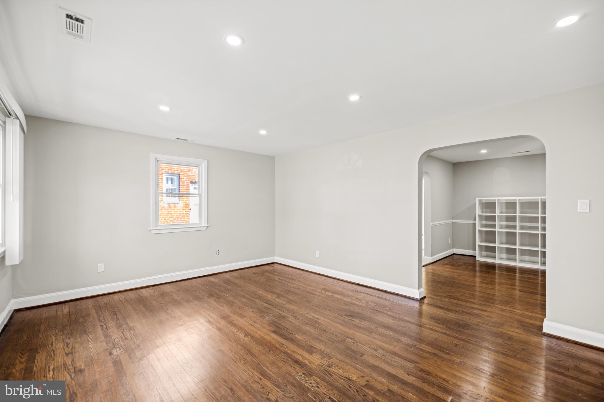 OLE LONGFIELD - Residential