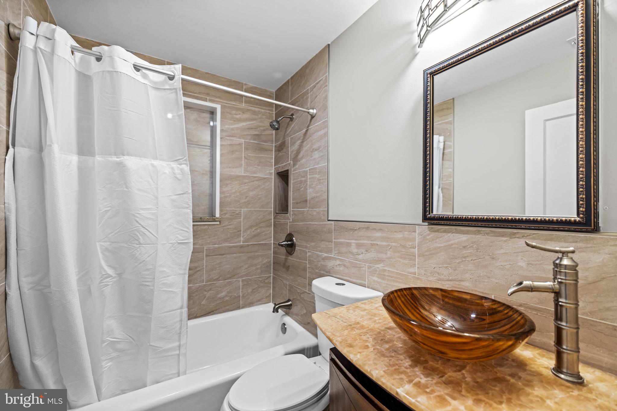 OLE LONGFIELD - Residential