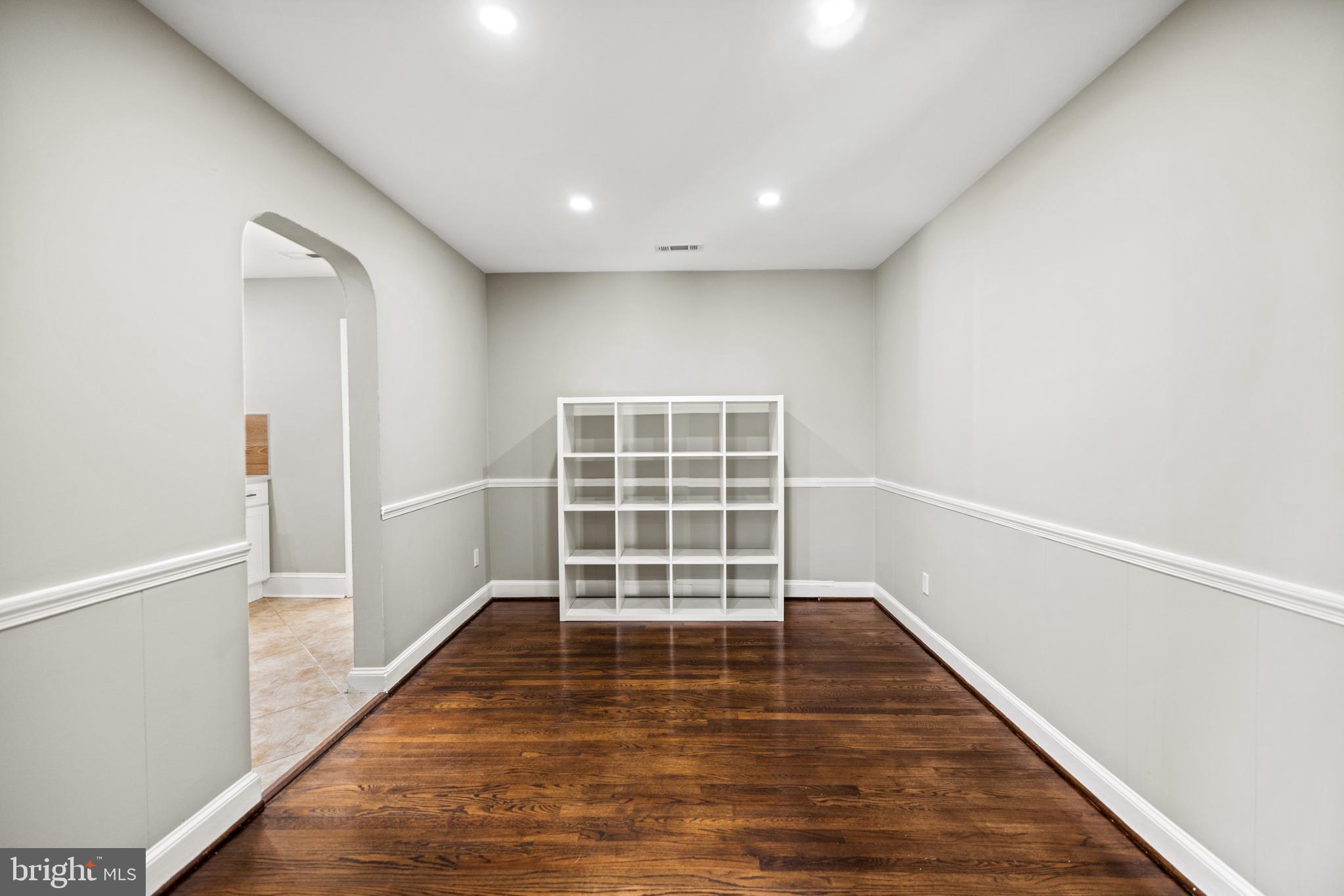 OLE LONGFIELD - Residential