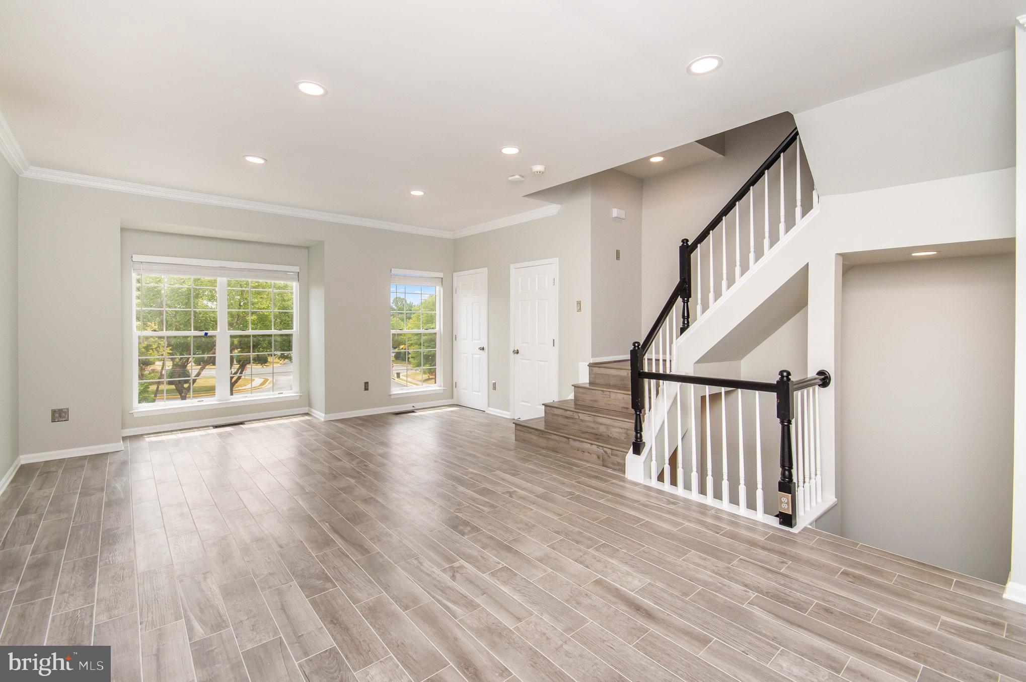 KINGSTOWNE - Residential Lease