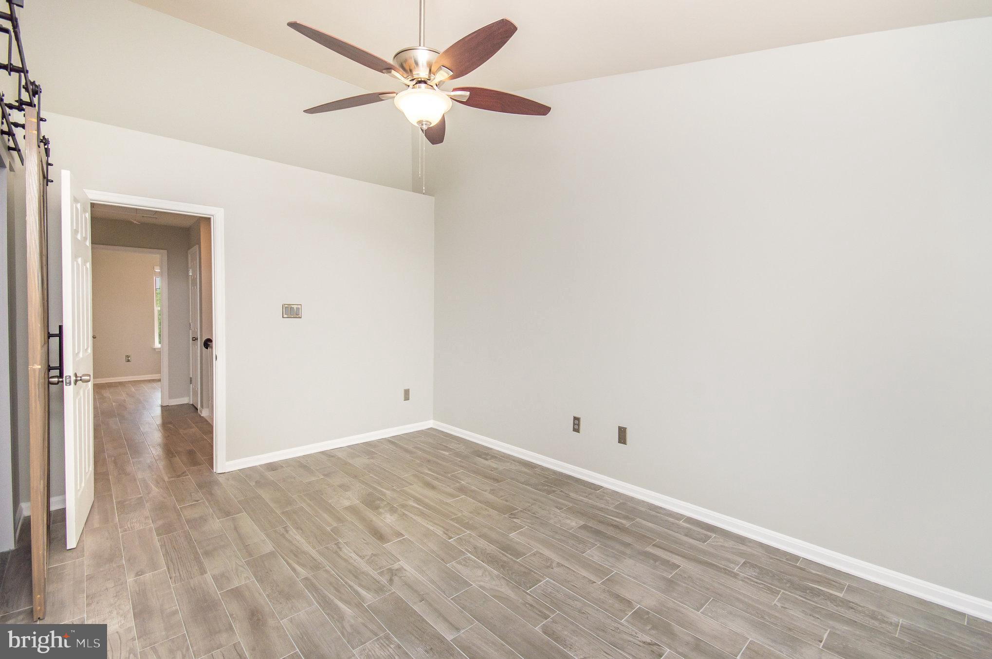 KINGSTOWNE - Residential Lease