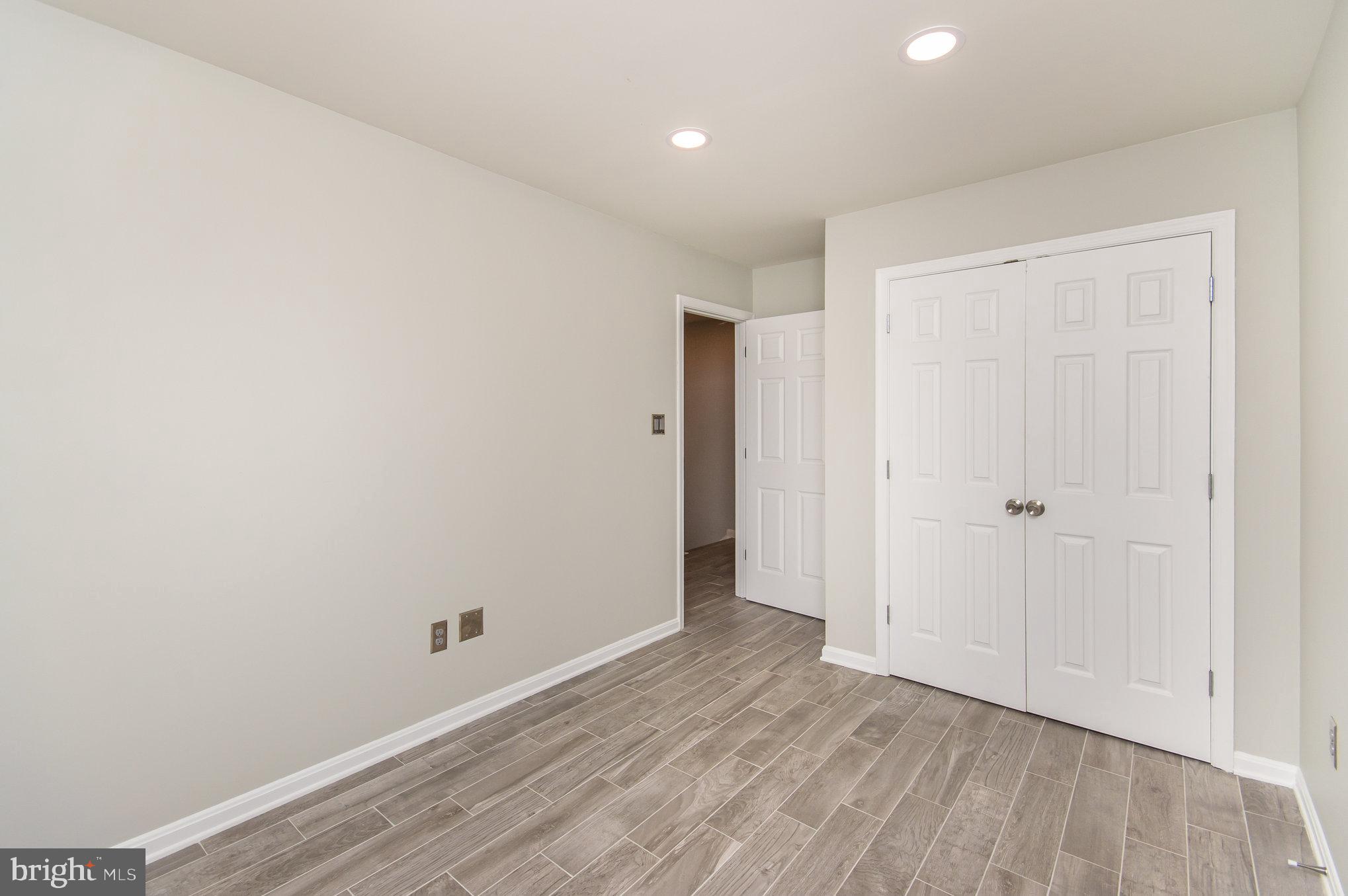 KINGSTOWNE - Residential Lease