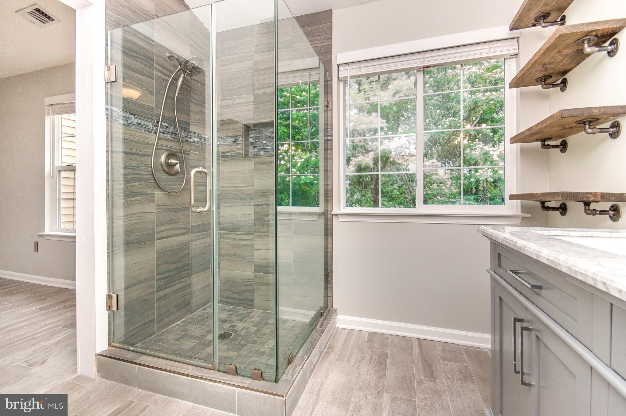 KINGSTOWNE - Residential Lease