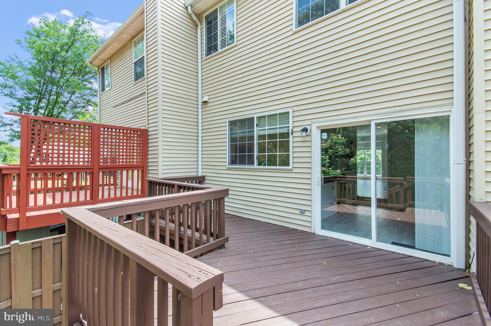 KINGSTOWNE - Residential Lease