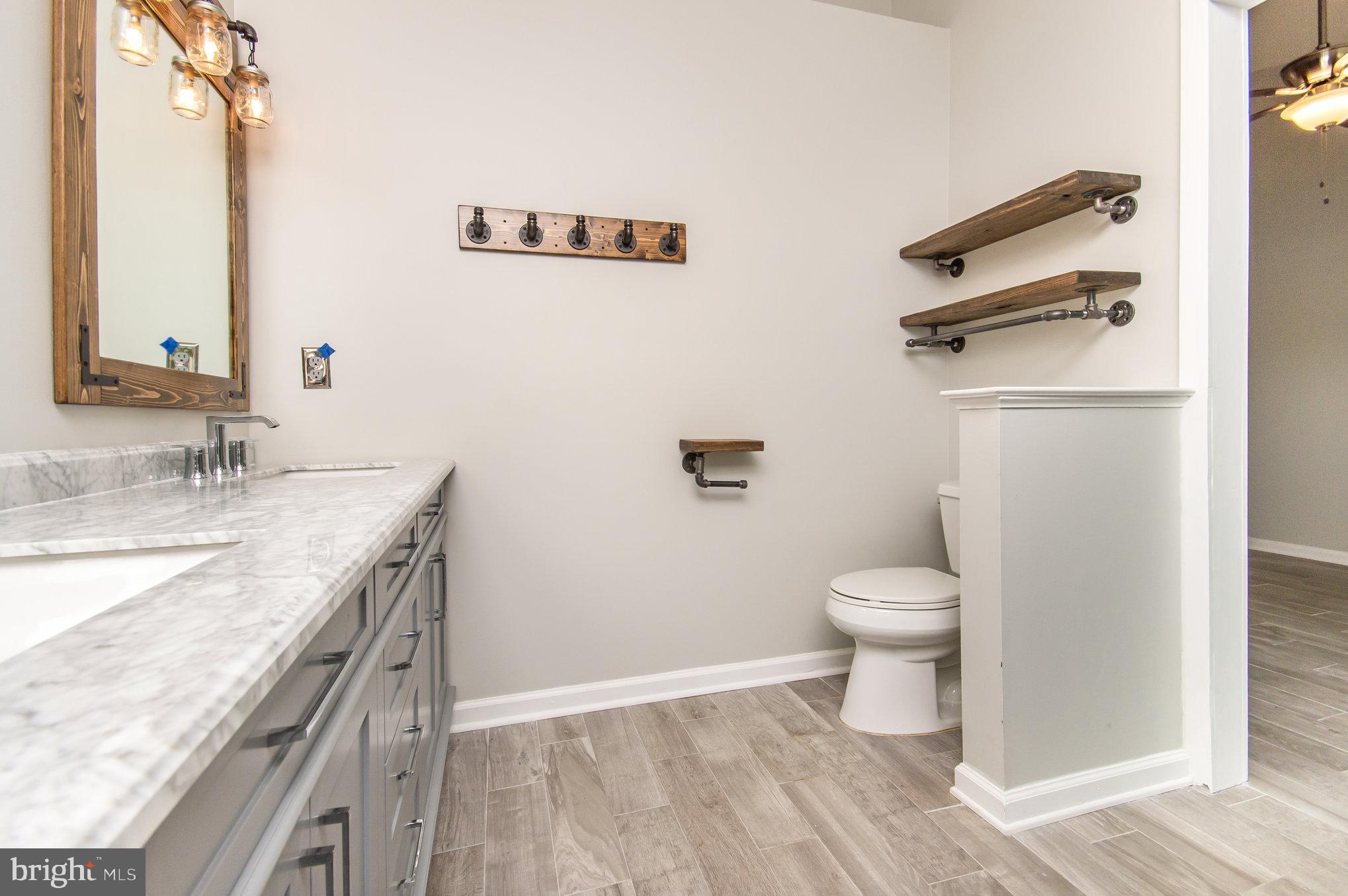 KINGSTOWNE - Residential Lease