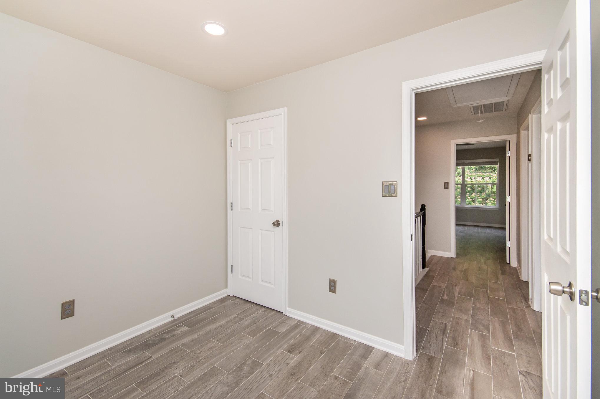 KINGSTOWNE - Residential Lease