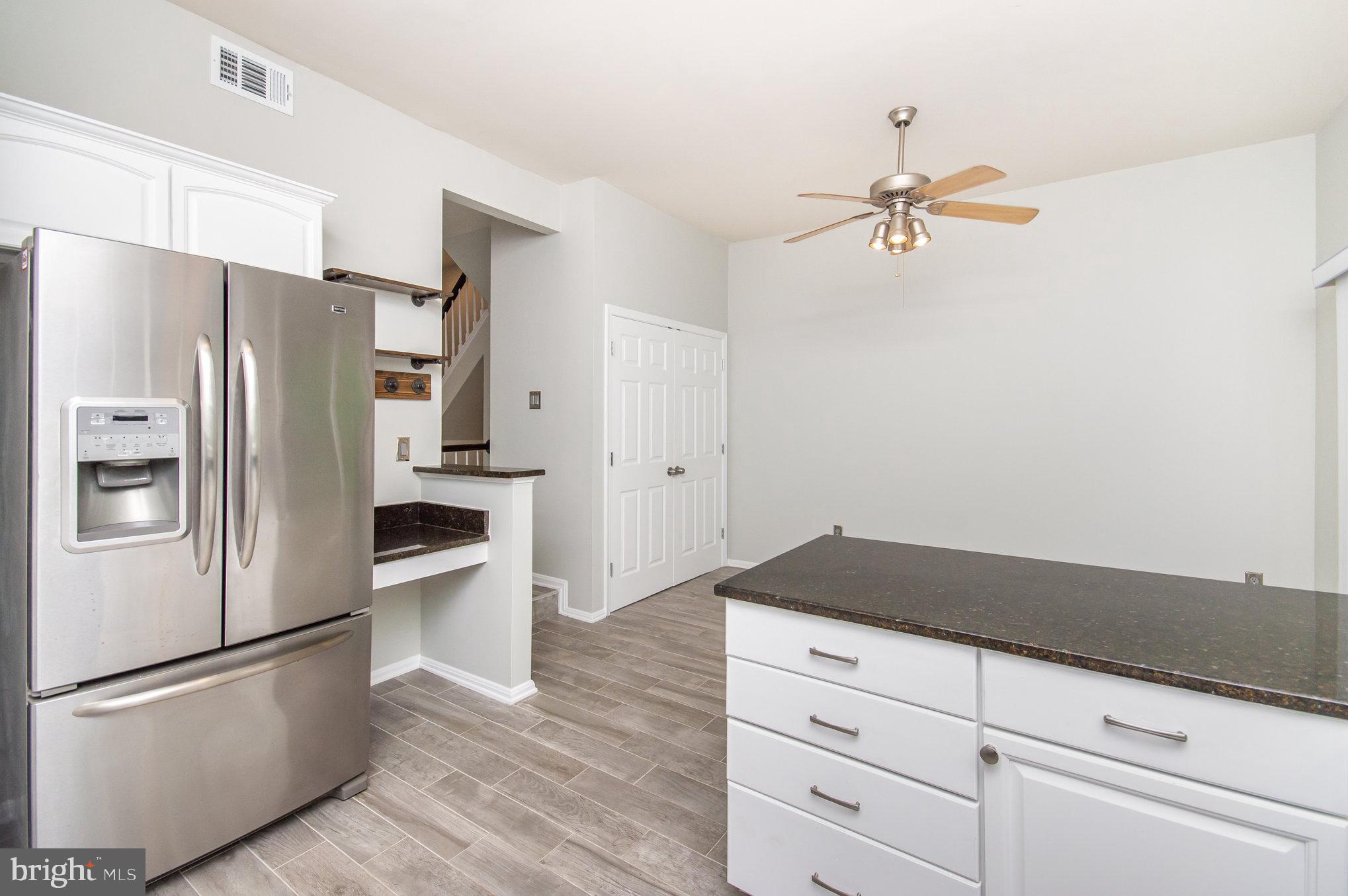 KINGSTOWNE - Residential Lease