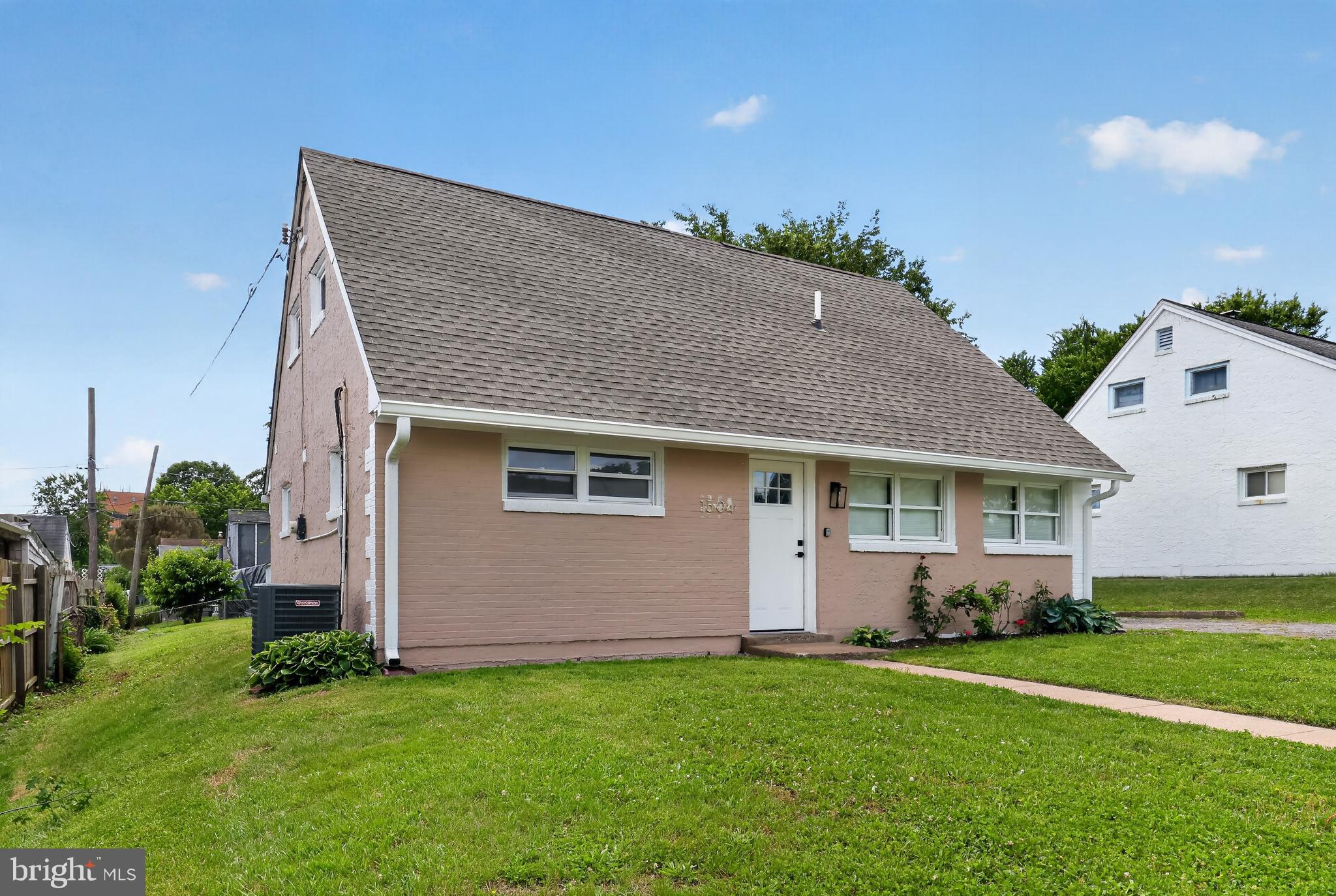 1504 OLD FARM ROAD