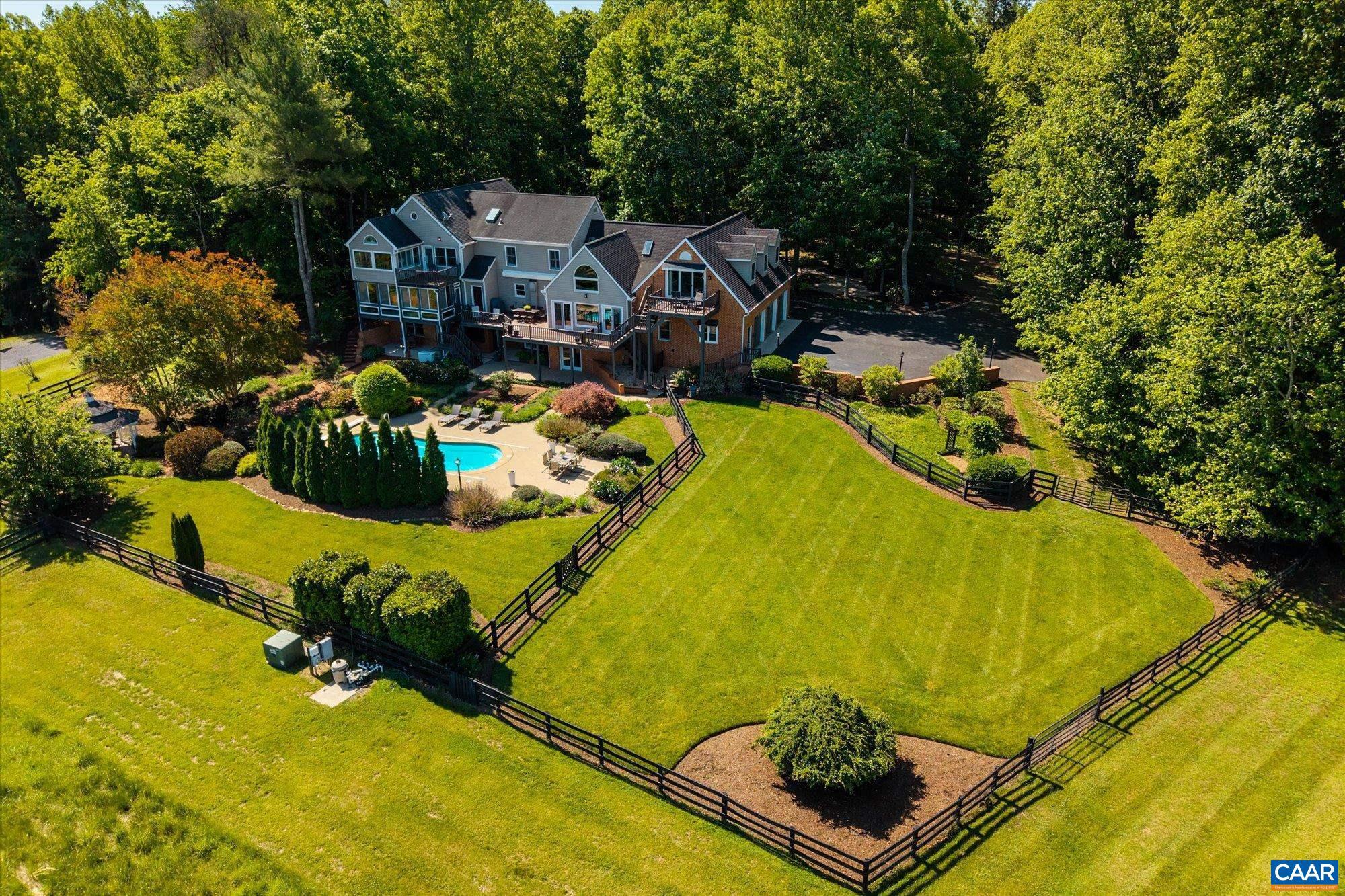 WAVERTREE HALL FARM - Residential