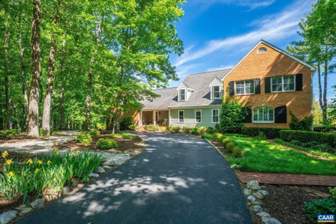 Homes For Sale - 1141 Kingsway Rd Rd<br/> Albemarle County, AFTON, VA 22920